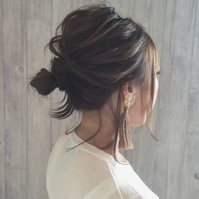 不器用さんでも出来る簡単ヘアアレンジ集 オフィスでも好印象を与える大人のスタイル モデルプレス