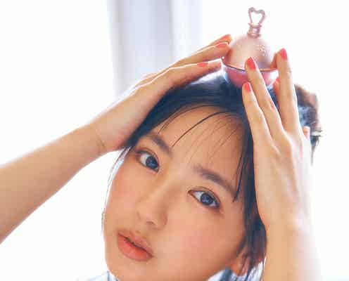 沢口愛華“ノーメイクから変身”貴重グラビア公開