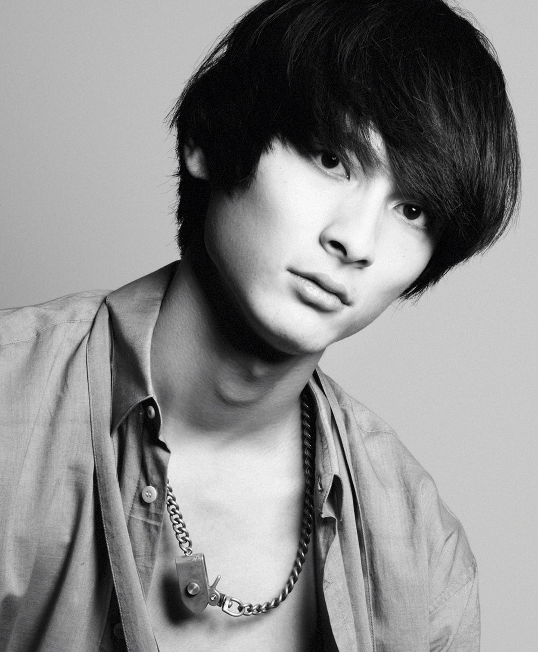 高良健吾が“ラスボス”に！綾瀬はるかとバトル繰り広げる