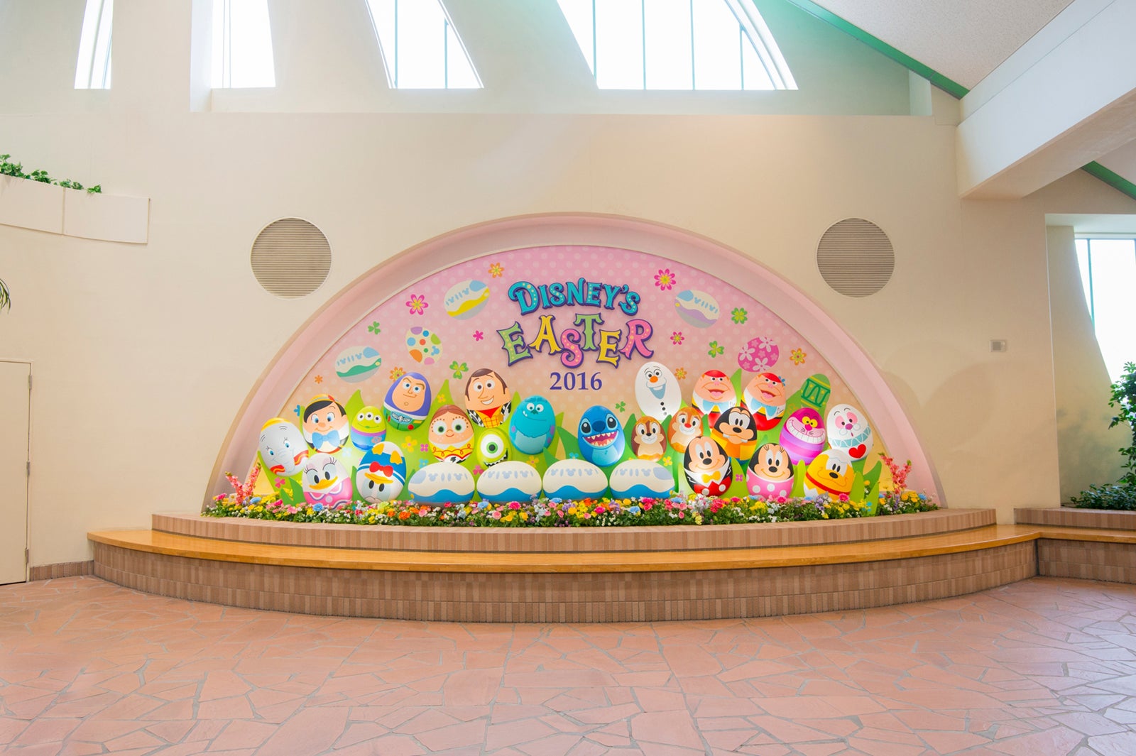 ディズニー・イースター　デコレーション2016 （C）Disney