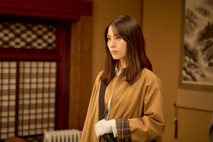 有村架純「ブラック・ショーマン」場面写真より(C)2025「ブラック・ショーマン」製作委員会