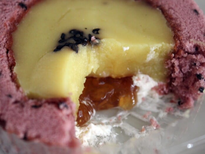 蜜ソースを絡めて食べると、甘みが加わってより大学芋らしい味わいに