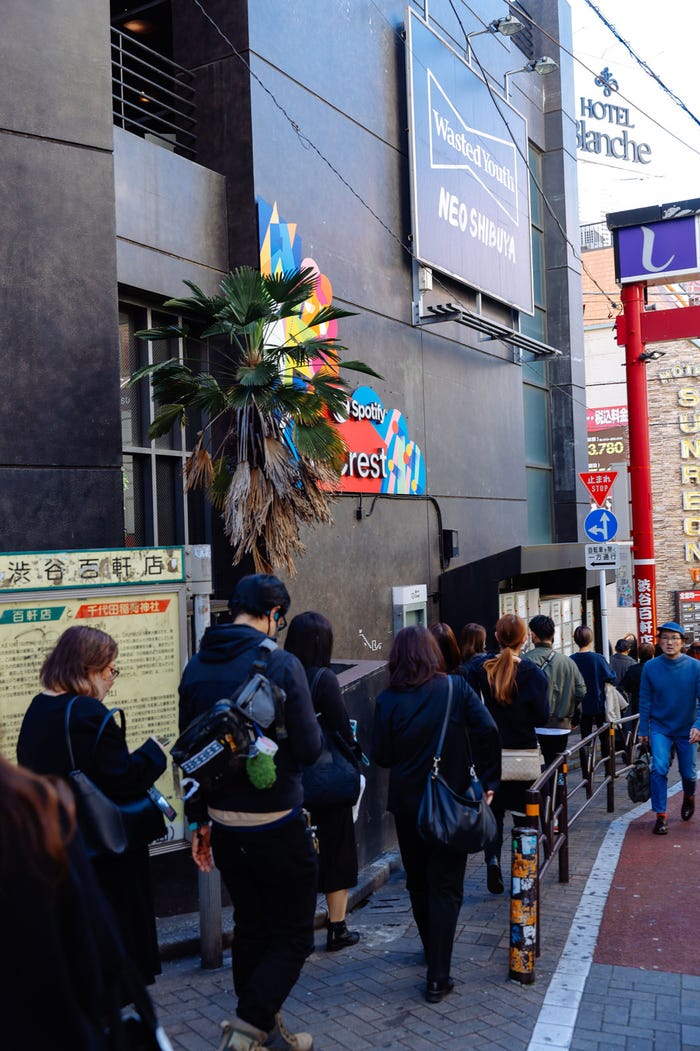 「HEATH お別れ会-献花式 HEATH Farewell & Flower Offering Ceremony」(提供写真)