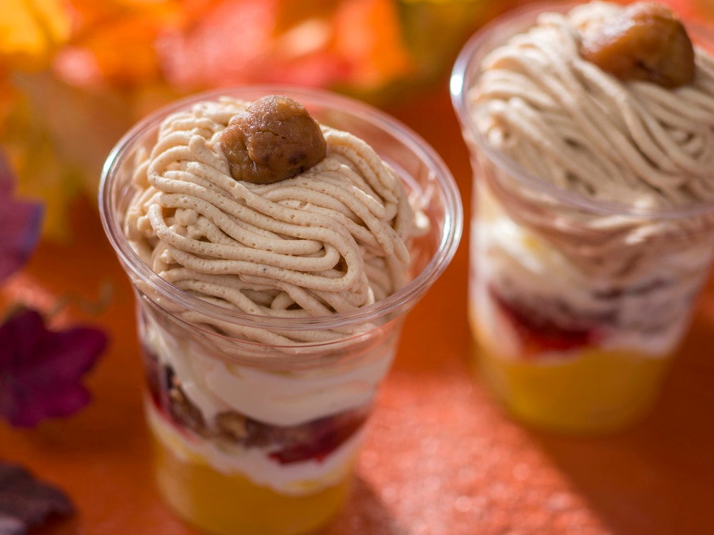 スペシャルサンデー（マロンカスタード＆オレンジ）780円（C）Disney