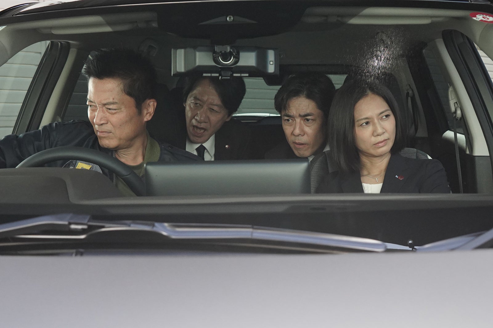 寺脇康文、川原和久、山中崇史、篠原ゆき子「相棒season22」第8話より（C）テレビ朝日