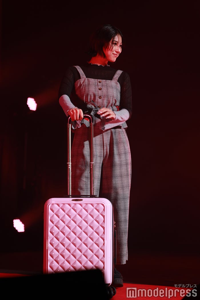 高畠百加(C)モデルプレス