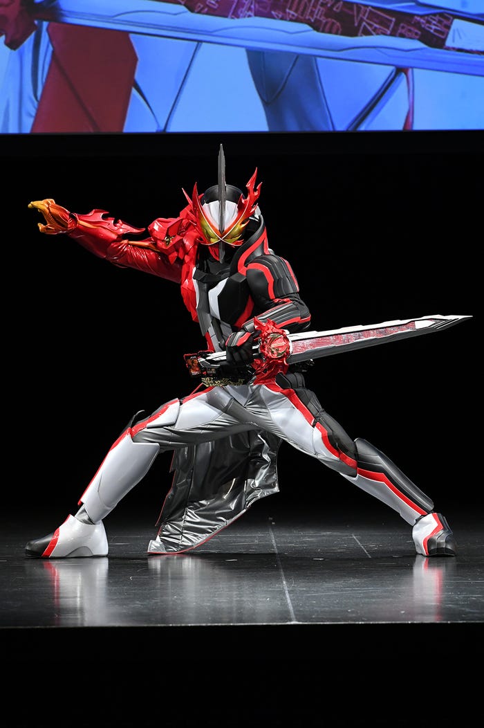 ライダーセイバー(C)2020 石森プロ・テレビ朝日・ADK EM・東映
