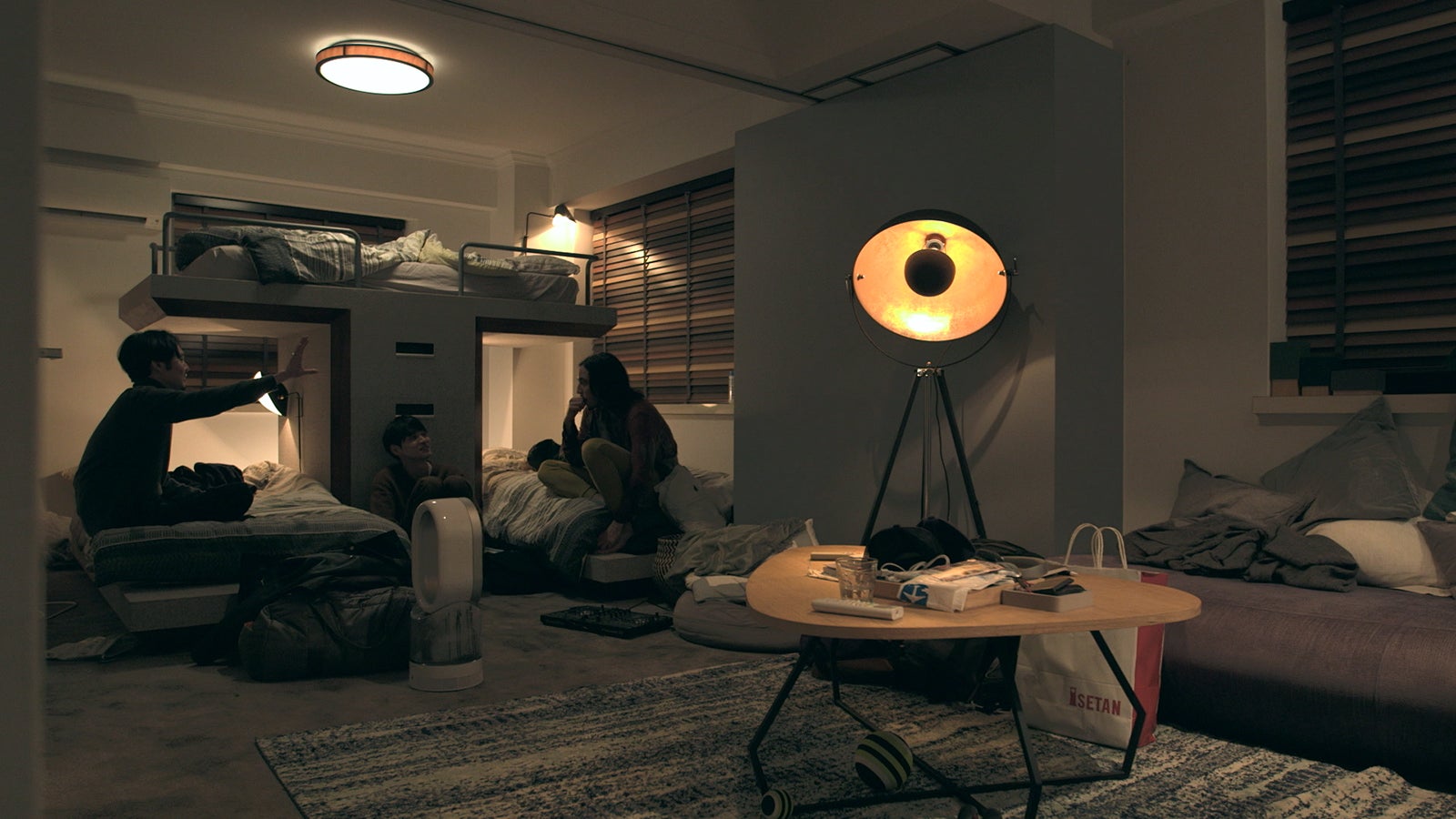 俊幸、志遠、快「TERRACE HOUSE TOKYO 2019-2020」34th WEEK（C）フジテレビ／イースト・エンタテインメント