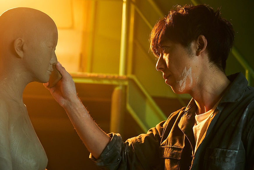 高橋一生（C）2019「ロマンスドール」製作委員会