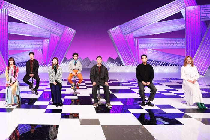 (左から)緑黄色社会、瑛人、折坂悠太、鈴木瑛美子(C)フジテレビ