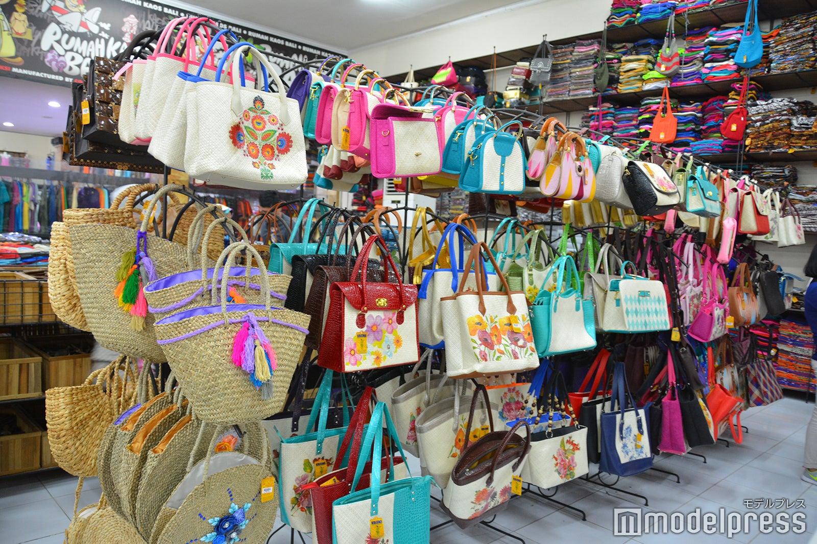 クリシュナ／驚くほどの品揃え（C）モデルプレス