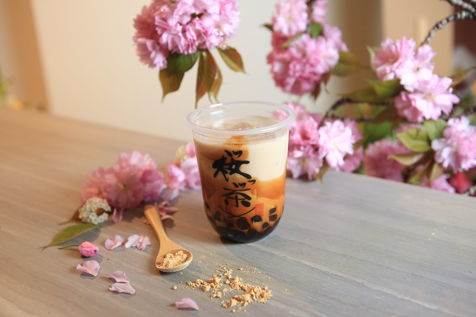 黒糖きなこ豆乳 650円／画像提供：桜っ茶浅草店