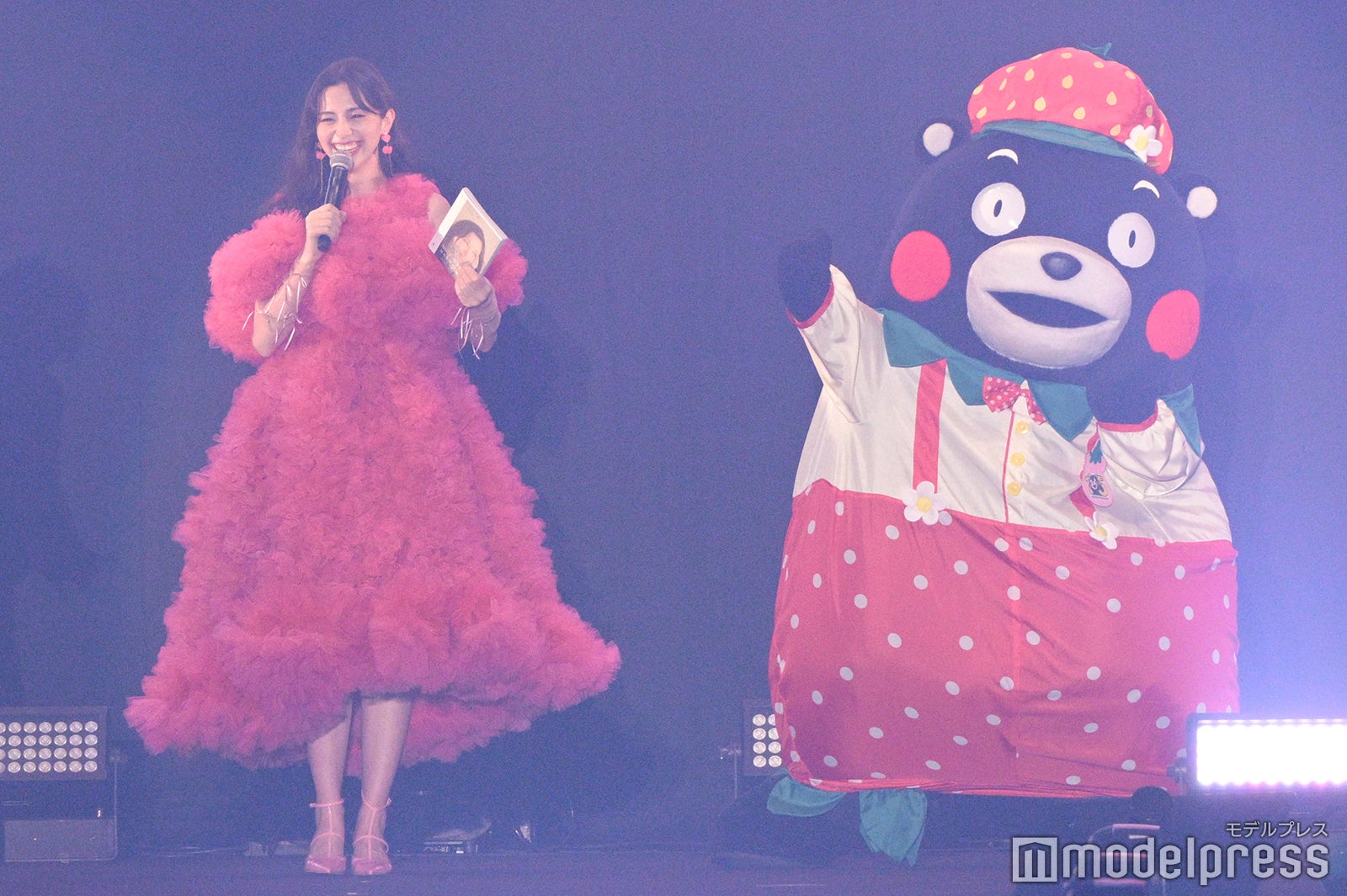 （C）モデルプレス