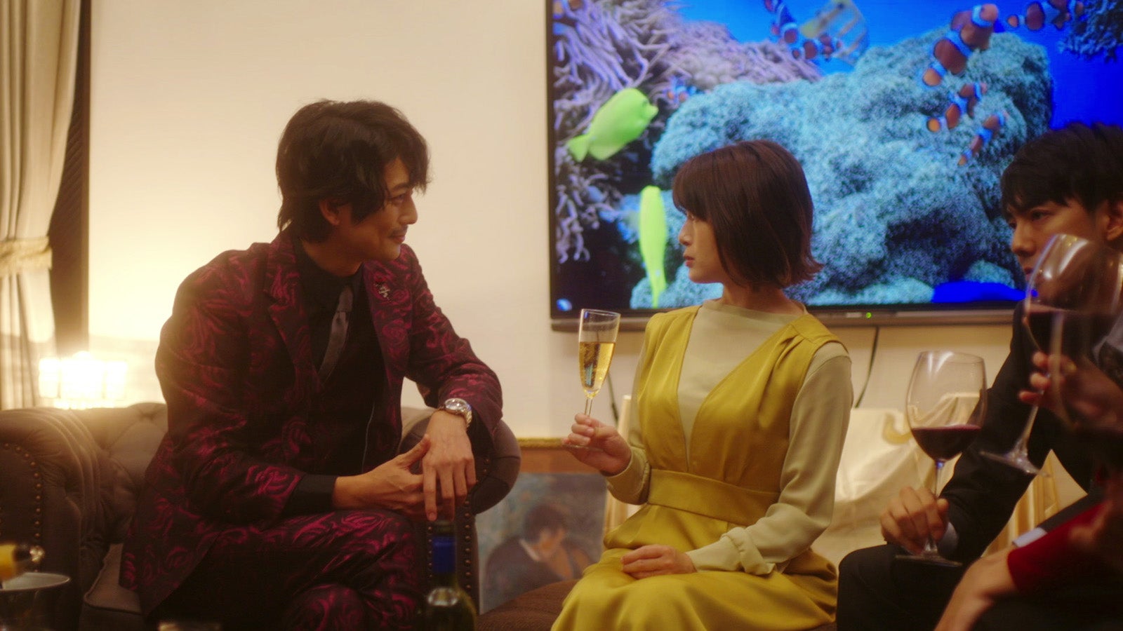 平岡祐太、佐津川愛美／「夫婦円満レシピ～それでも夫を愛している～」第1話より（C）「夫婦円満レシピ～交換しない？一晩だけ～」製作委員会