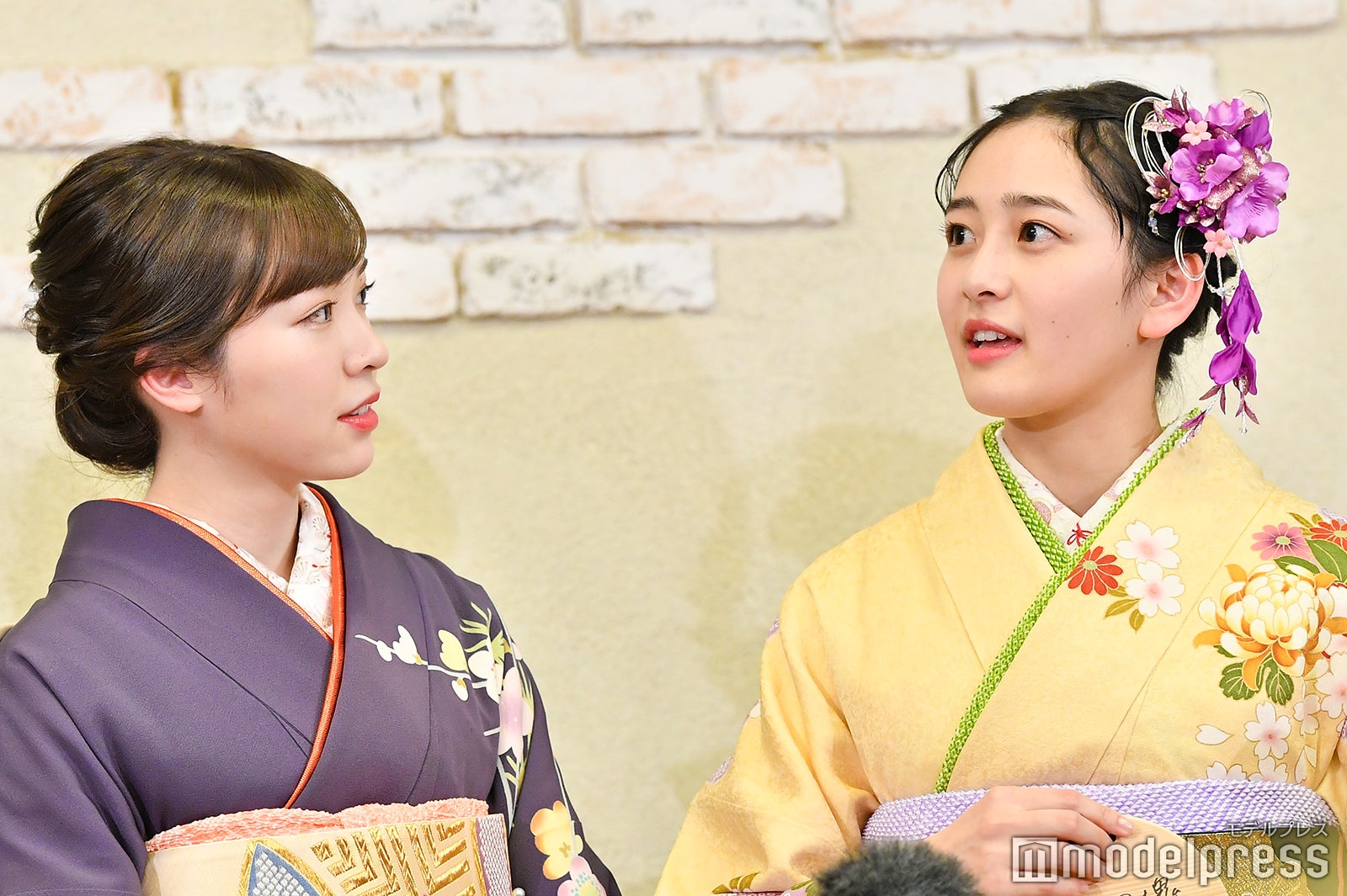 渡辺みり愛、向井葉月（C）モデルプレス