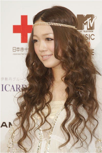 西野カナ ショーパンでキラキラ美脚を披露 Mtvイベント後の心境を語る モデルプレス 西野カナ ショーパンでキラキラ美脚を披露 Mtvイベント後の心境を語る モデルプレス