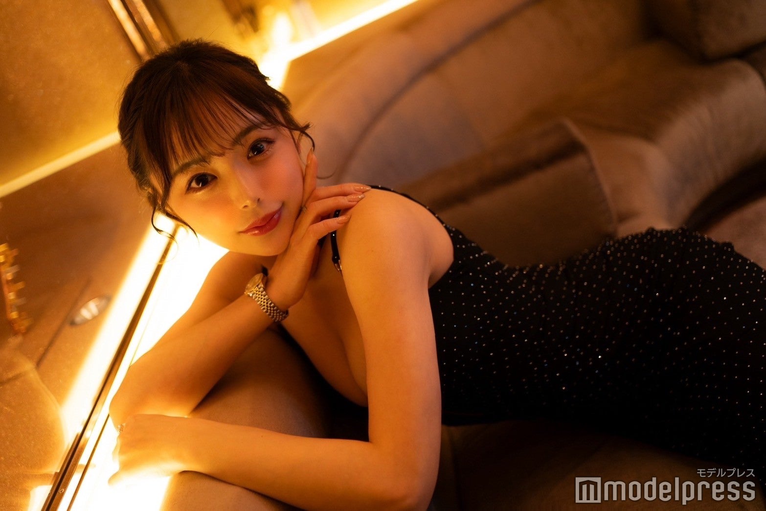 【#変化する夜職界隈】10年間続けたアイドルから夜の世界へ「1回会った人は忘れない」培ったスキルが強みに「輝けるうちに輝きたい」──東京六本木・みらい