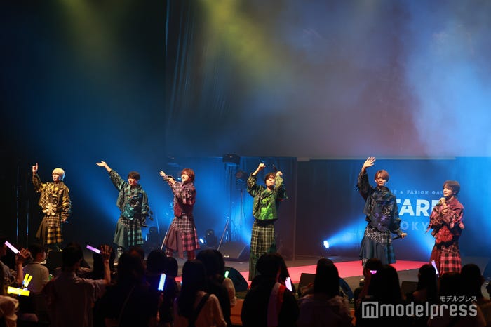 8iper(C)モデルプレス