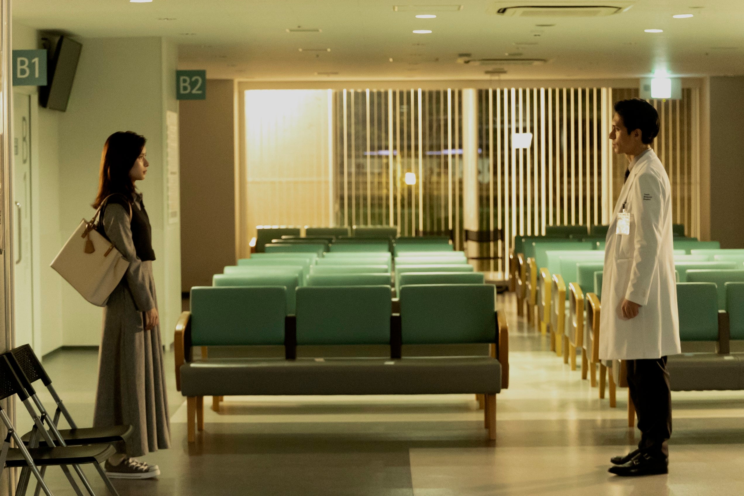 芳根京子、錦戸亮
「Re:リベンジ-欲望の果てに-」第10話より（C）フジテレビ