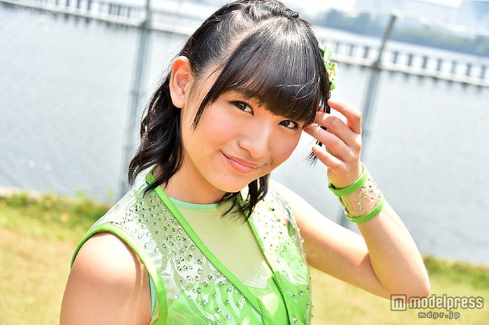浅川梨奈