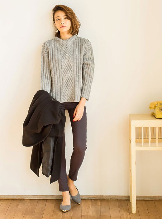 ボトルネックケーブル編みニットトップス「Re:EDIT by GALSTAR」3,498円（税込）／画像提供：Re:EDIT by GALSTAR