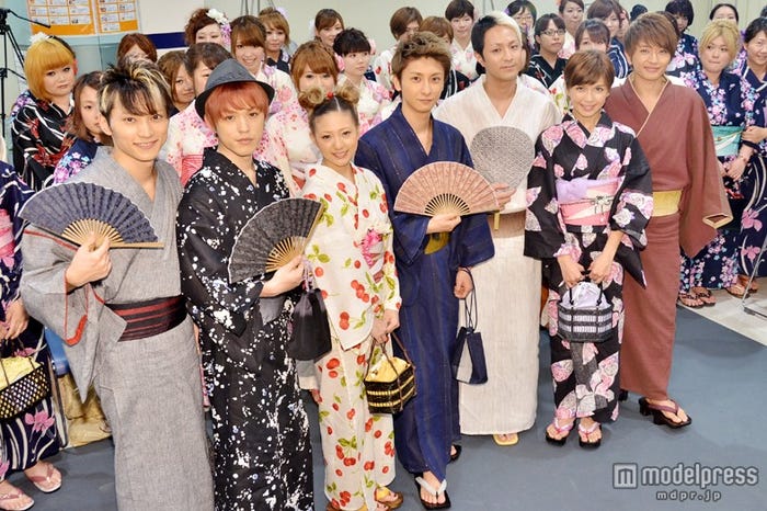 艶やか浴衣姿で集結