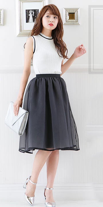 クルーネック×ノースリーブシンプルサマーニットトップス「神戸レタス」1990円(
税込）／画像提供：神戸レタス