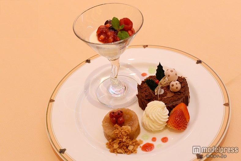 華やかなデザート（C）モデルプレス 