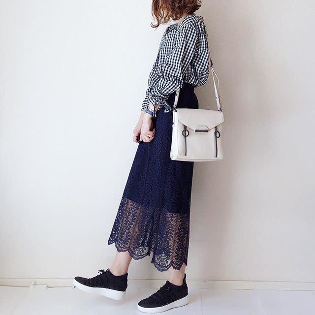 おしゃれで履き心地バツグン Fitflop フィットフロップ の黒ウーバーニットスリッポンスニーカーのコーデ9選 モデルプレス