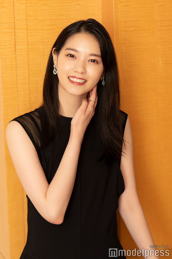 西野七瀬(C)モデルプレス