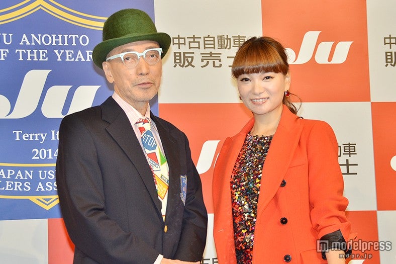 （左から）テリー伊藤、保田圭