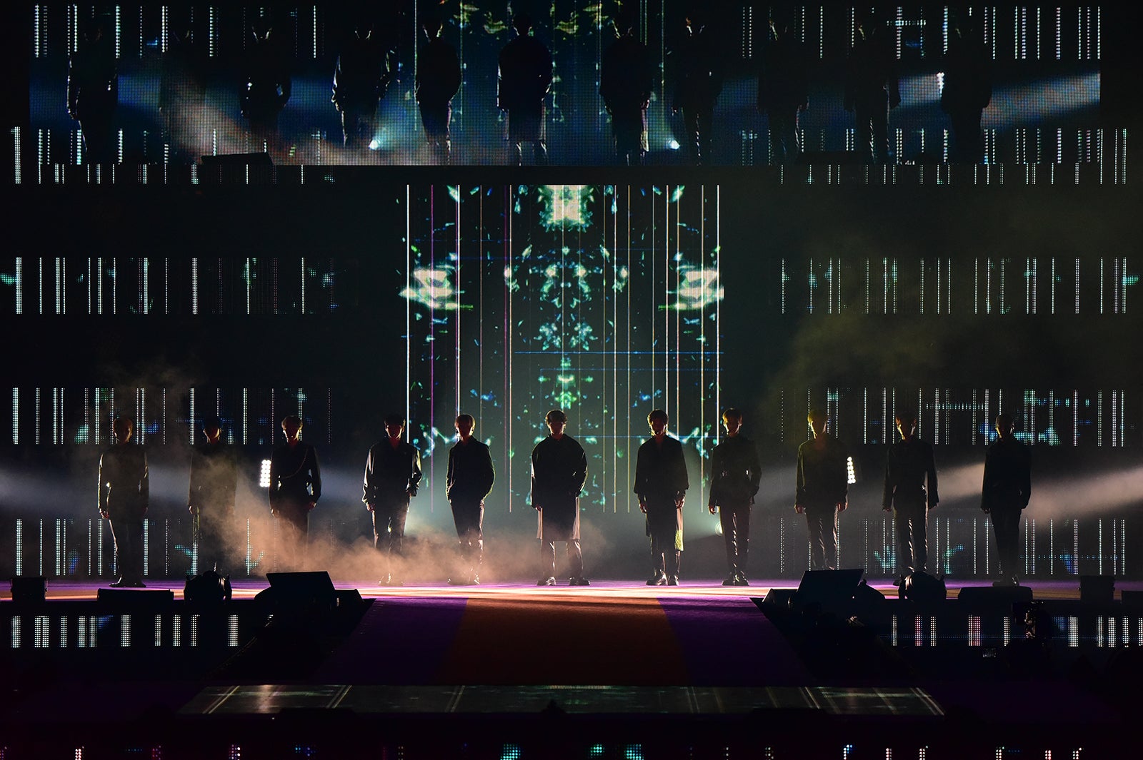 JO1（C）Rakuten GirlsAward 2022 A／W