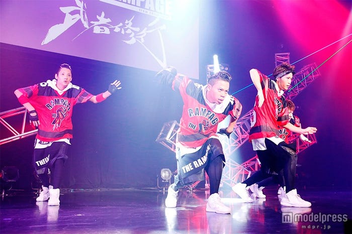 THE RAMPAGE from EXILE TRIBE