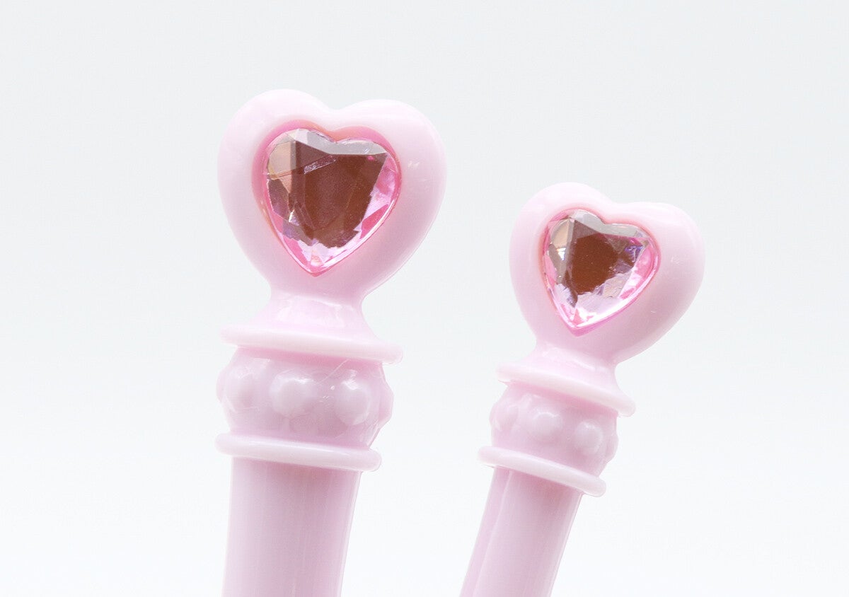 もしかしてこれって…♡大人の心をくすぐる100均メイクグッズ