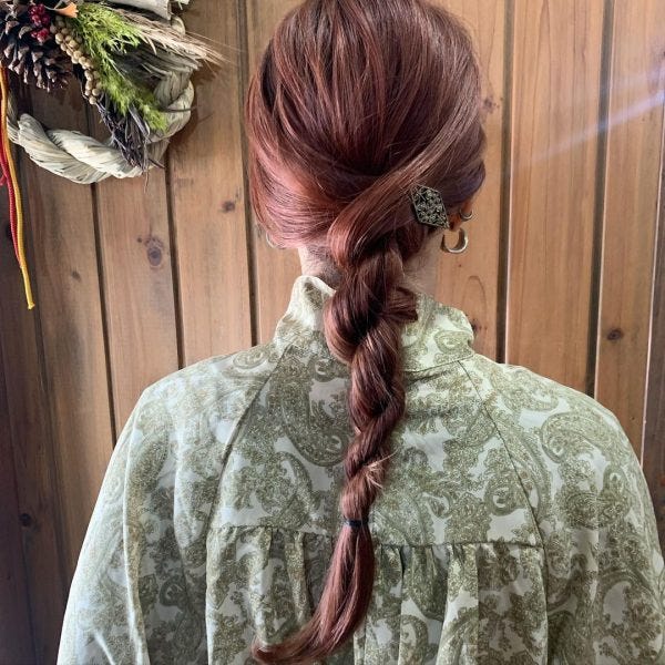 時間がない雨の日にも の 巻かないヘアアレンジ 簡単なのにおしゃれな髪型まとめ モデルプレス