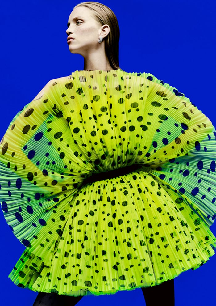 大胆な色使いが特徴のアイテム/H&M(提供写真)