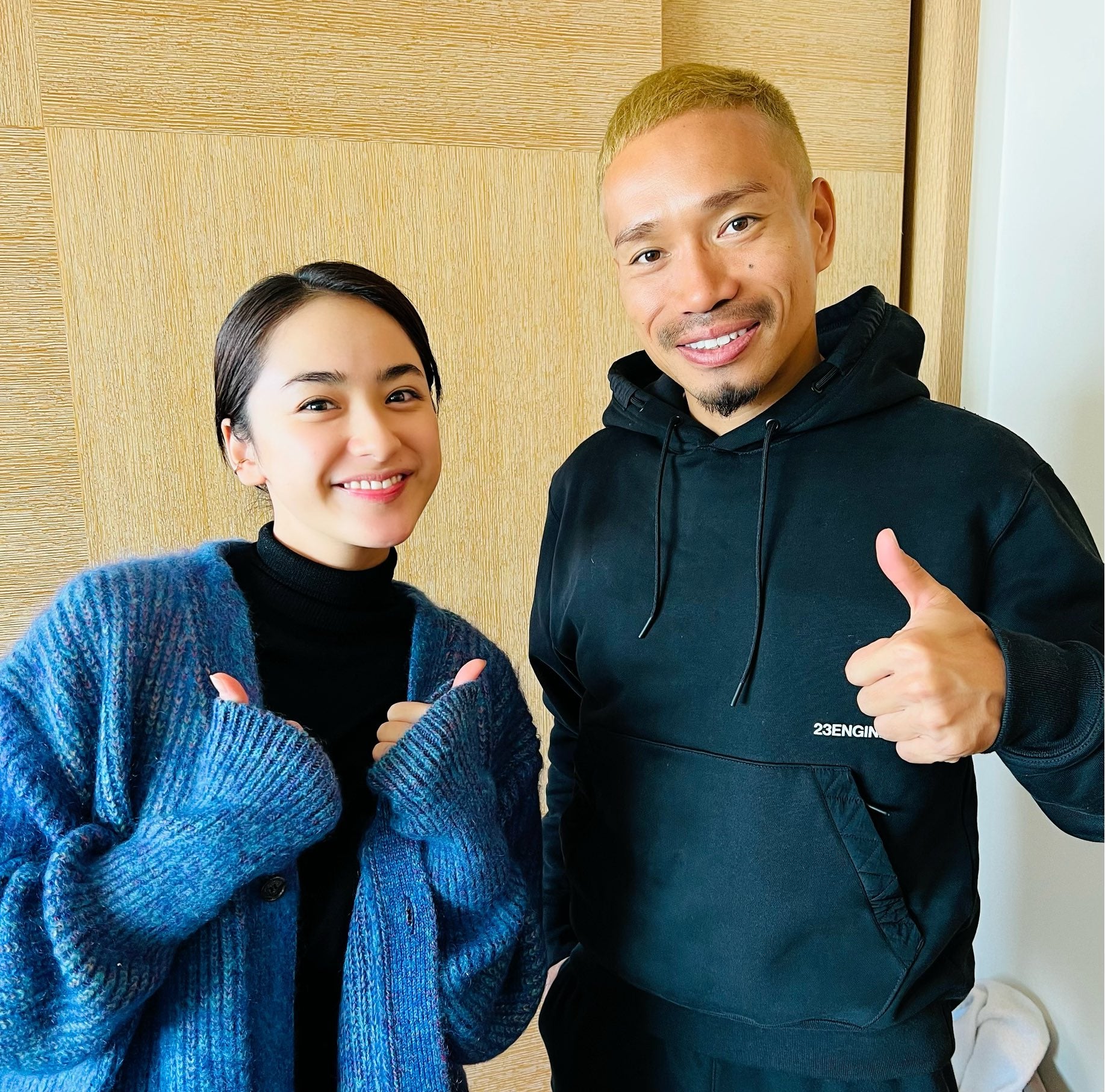 平祐奈、義兄・長友佑都選手出場のカタールW杯勝利に歓喜 試合前には2ショットも