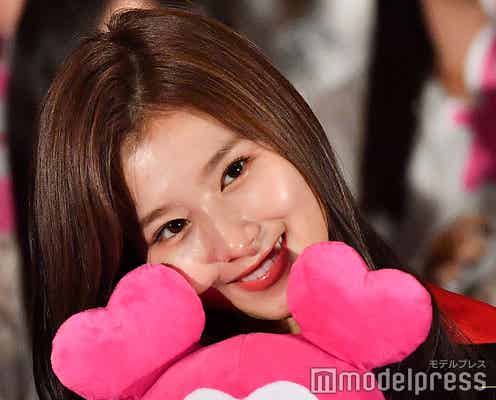 <TWICEプレミアムイベント>無茶ぶり応えるサナに歓声