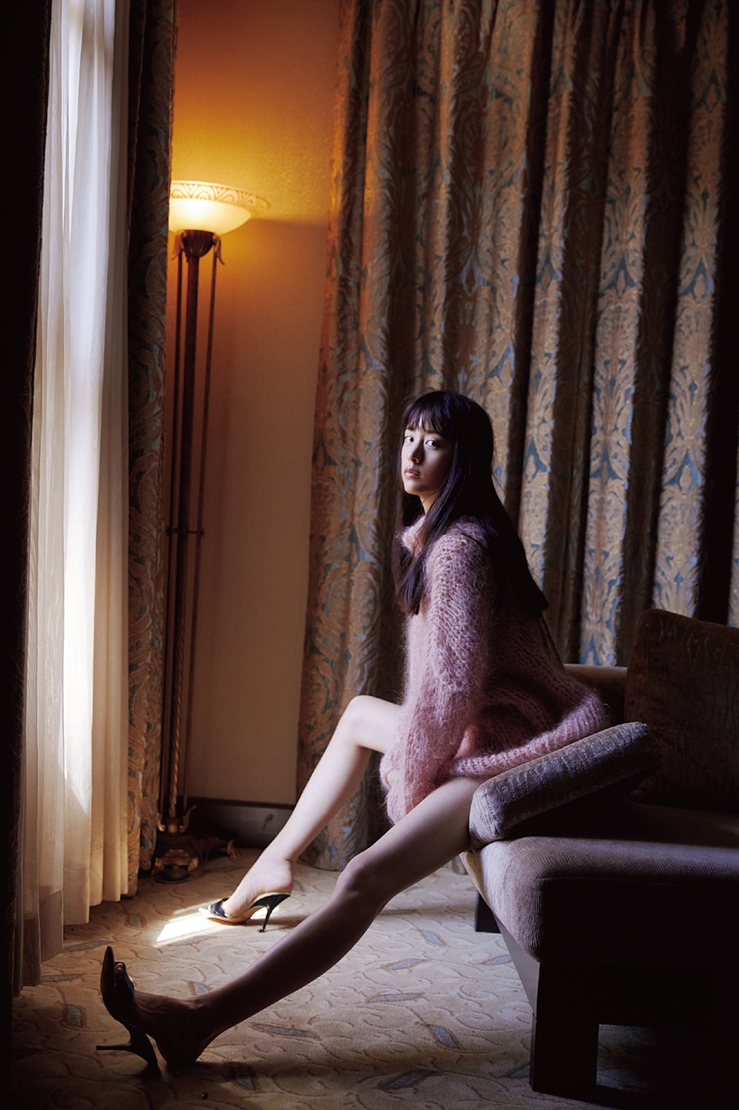 山本美月写真集『Mizuki』（宝島社）／撮影:吉田崇（まきうらオフィス）