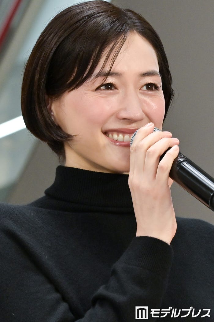 綾瀬はるか 10代ぶりショートヘアに 大胆イメチェンで変わったことは モデルプレス 綾瀬はるか 10代ぶりショートヘアに 大胆イメチェンで変わったことは モデルプレス