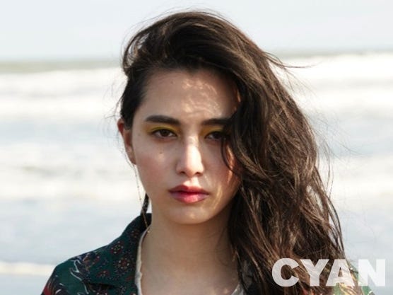 三村朱里/「CYAN issue 013(2017 SUMMER)」(2017年5月1日発売)より/画像提供:カエルム