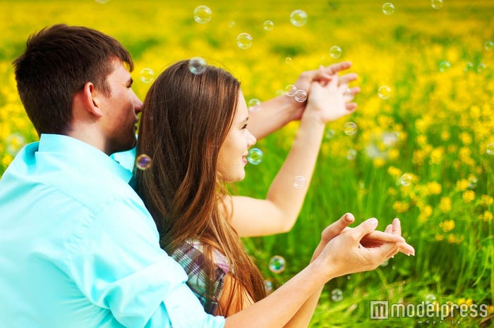 2人で記念日を盛り上げよう(photo-by- tverdohlib/Fotolia)