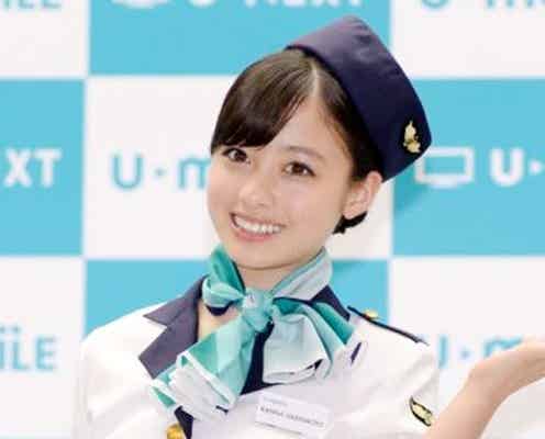 “天使すぎる”橋本環奈、キャビンアテンダント姿で魅了