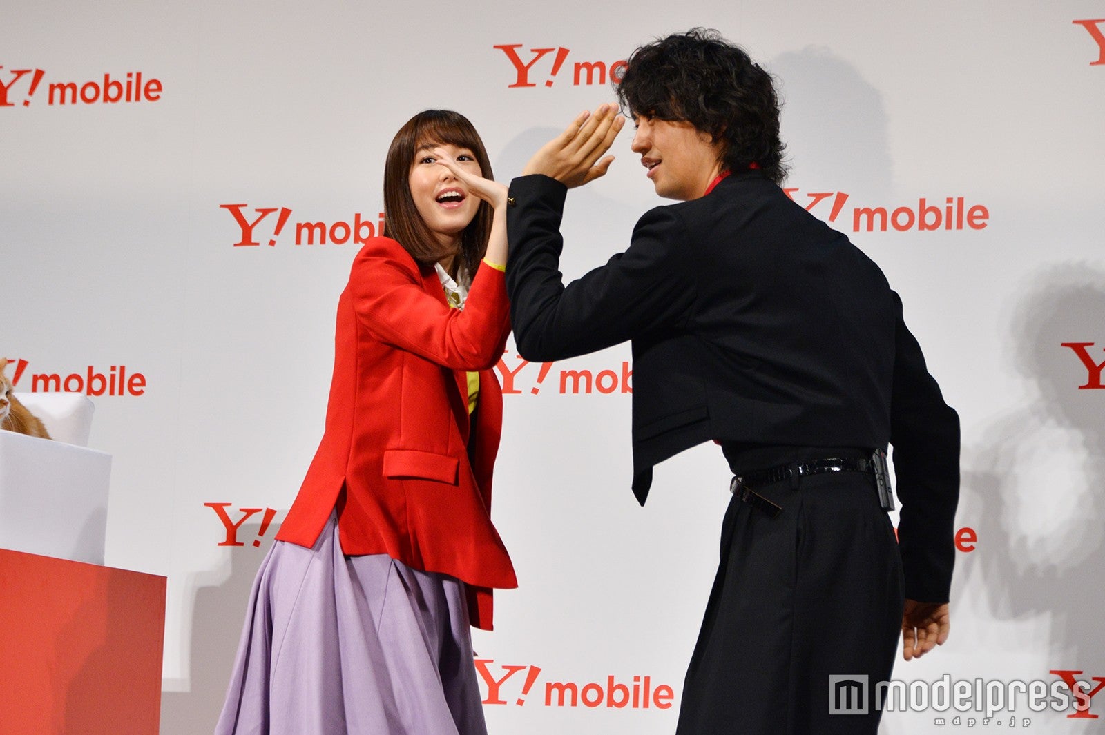 桐谷美玲、斎藤工 （C）モデルプレス