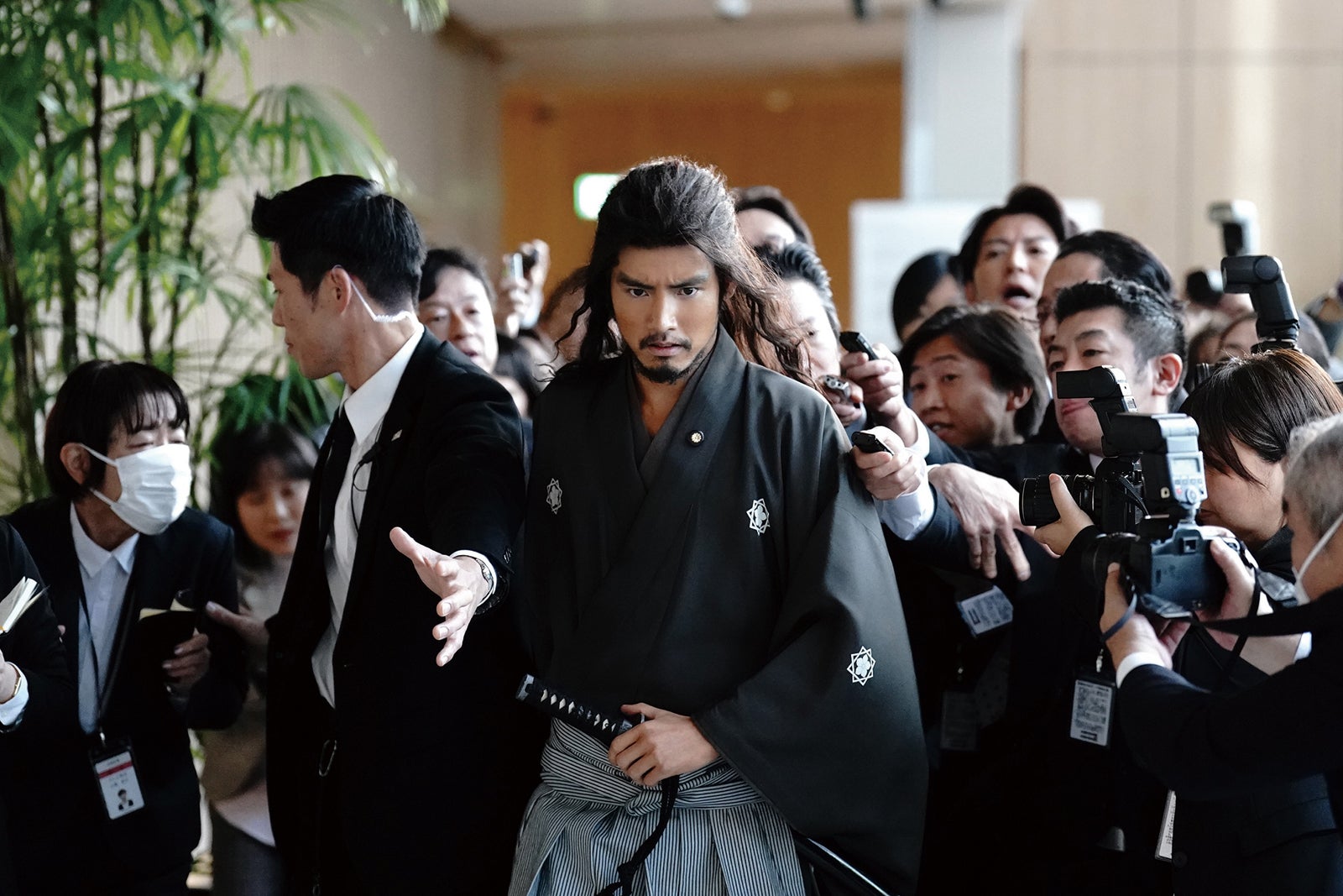 赤楚衛二（C）2024「もしも徳川家康が総理大臣になったら」製作委員会