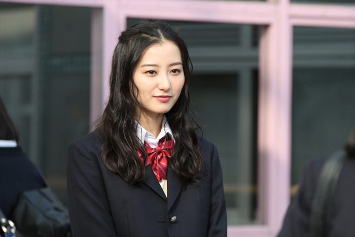 高田里穂(C)エイベックス通信放送