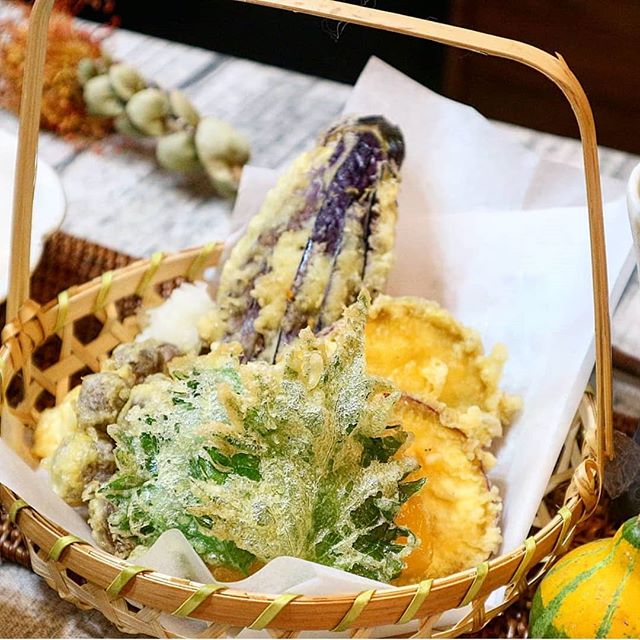 美味しく見える和食の盛り付け方法をご紹介 美しく見える基本や法則とは モデルプレス 美味しく見える和食の盛り付け方法をご紹介 美しく見える基本や法則とは モデルプレス