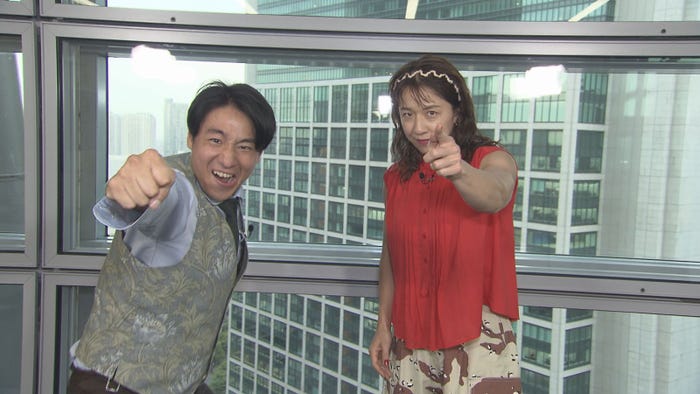 田津原理音、浜口京子(C)読売テレビ