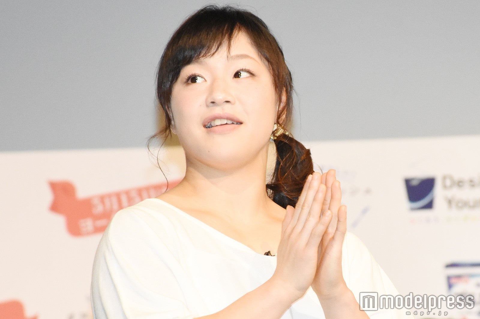 V6岡田准一、肉体褒められ照れる　優しいリードも