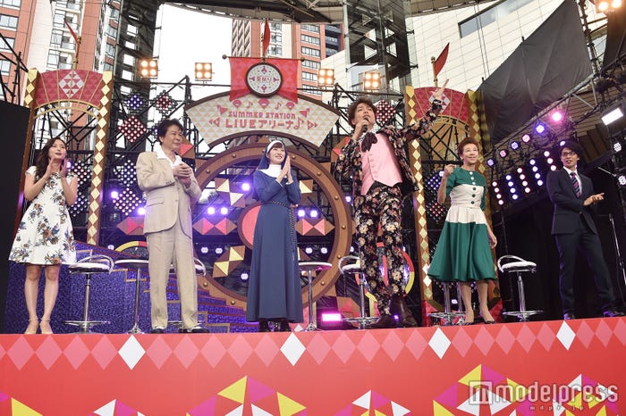 山賀琴子、鹿賀丈史、高梨臨、山崎育三郎、前田美波里、中尾暢樹(C)モデルプレス